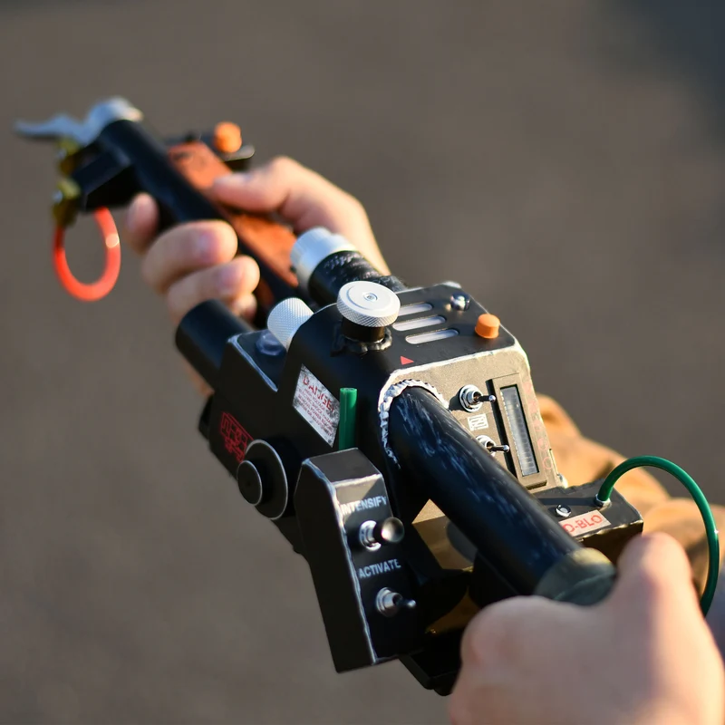 Ghostbusters - Spenglers Protonenstrahler Premium Replik mit Licht und Sound