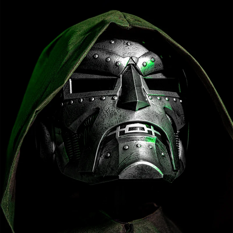 Doctor Doom - Marvel Legends Premium Helm