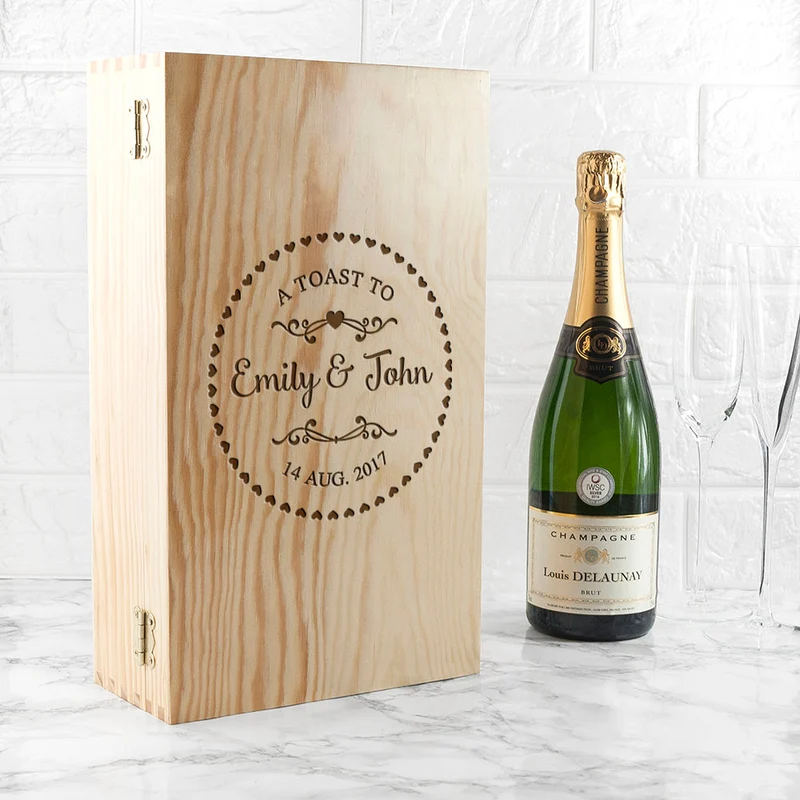 Personalised Couple Name In Heart Frame Wine Box