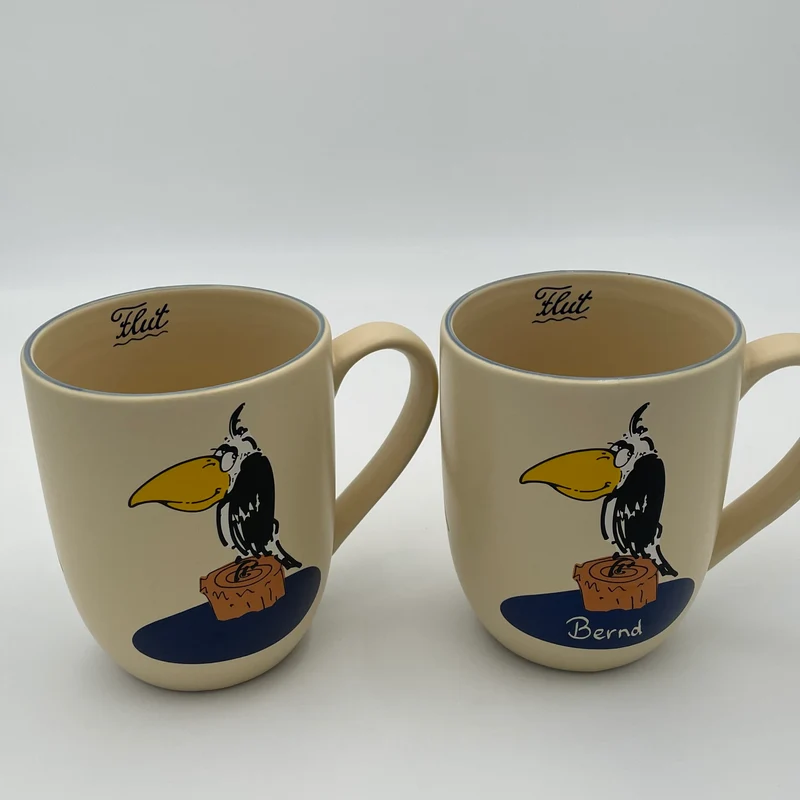 Große Tasse, Keramik, „Rabe“ mit Wunschnamen - Jeder Name ist möglich!