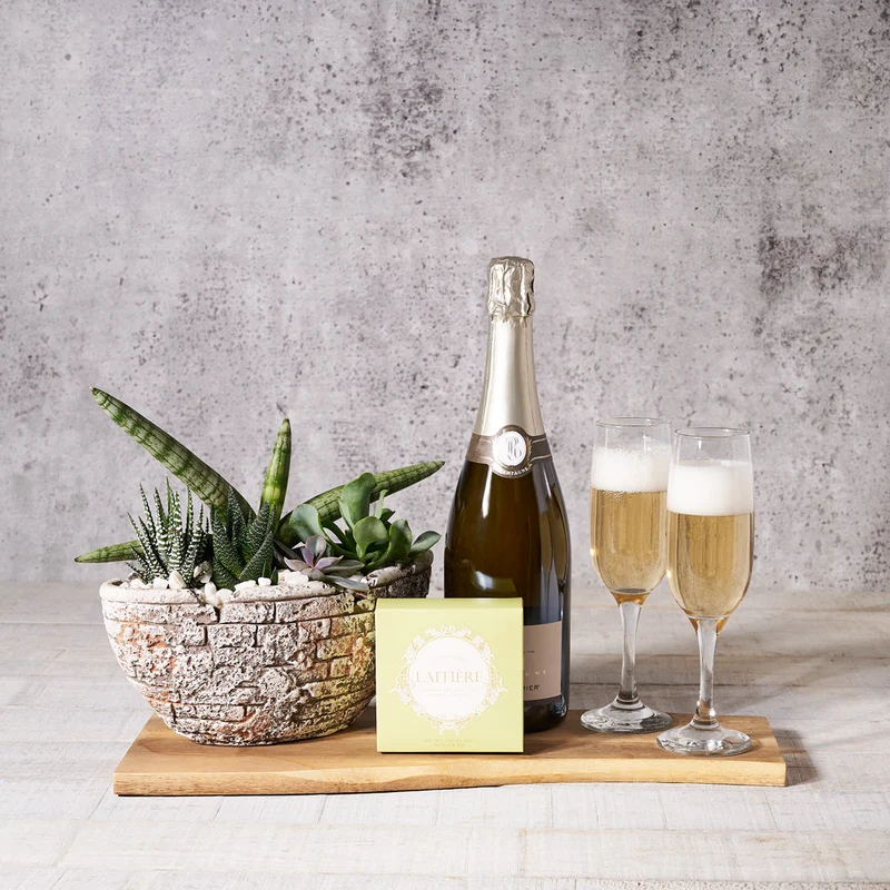 The Botanical Champagne & Flutes Gift Set