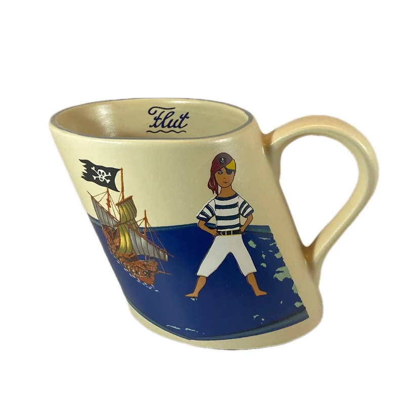 Schiefe Tasse, Keramik, „Pirat Junge“ mit Wunschnamen - Jeder Name ist möglich!