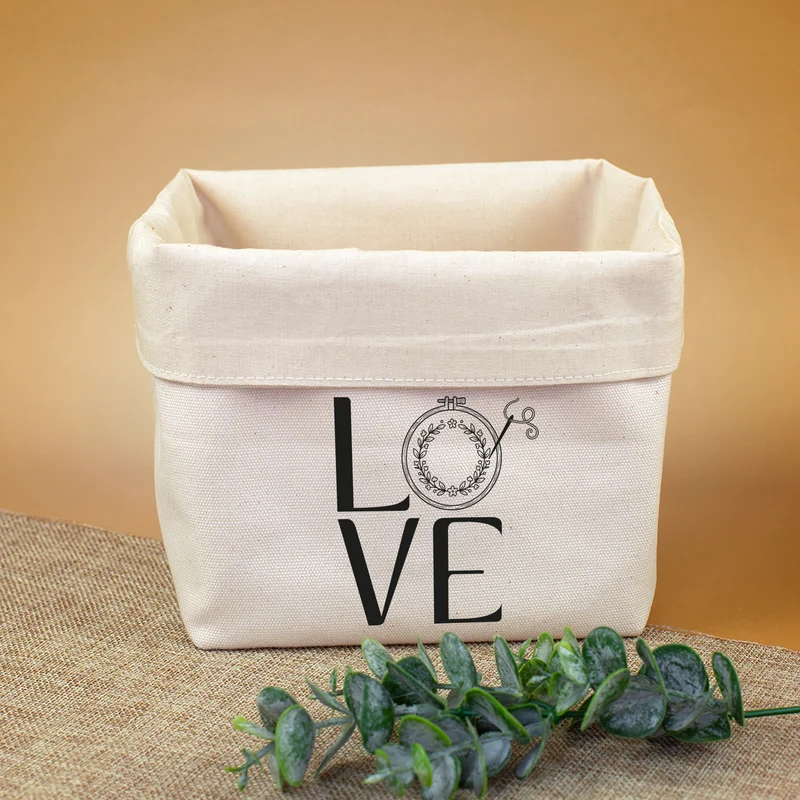 Stoffkorb für Stickzubehör 'LOVE' Motiv als Geschenk | Stickkorb aus Baumwolle für Garn & Handarbeit