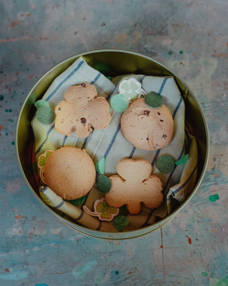 Shamrock Shaped Chocolate Chip Shortbread Biscuits | Born & Bred