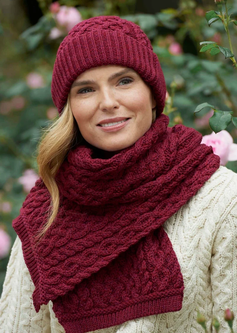 Aran Crafts Trellis Aran Hat | Fuchsia Pink Merino Wool