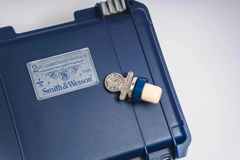 2A Bourbon + Smith & Wesson Armory Edition Case