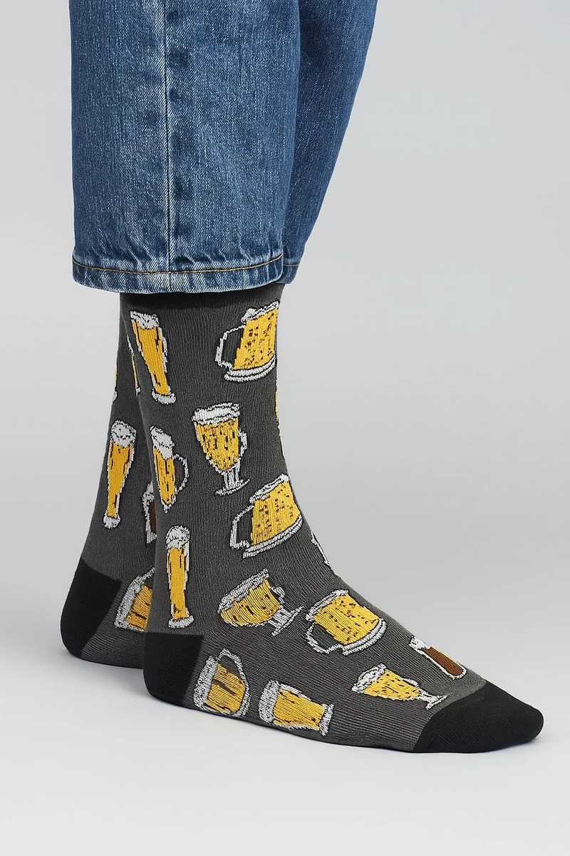 Lustiges Socken 4er Set – Bier, Grill, Fußball – Geschenkidee Männer – Größe 42–46