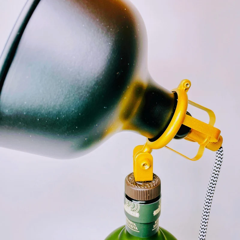 Botucal Rum Lampe | Handgemachte Upcycling Tischlampe aus Botucal Rum Flasche | Einzigartige Geschenkidee | Deko
