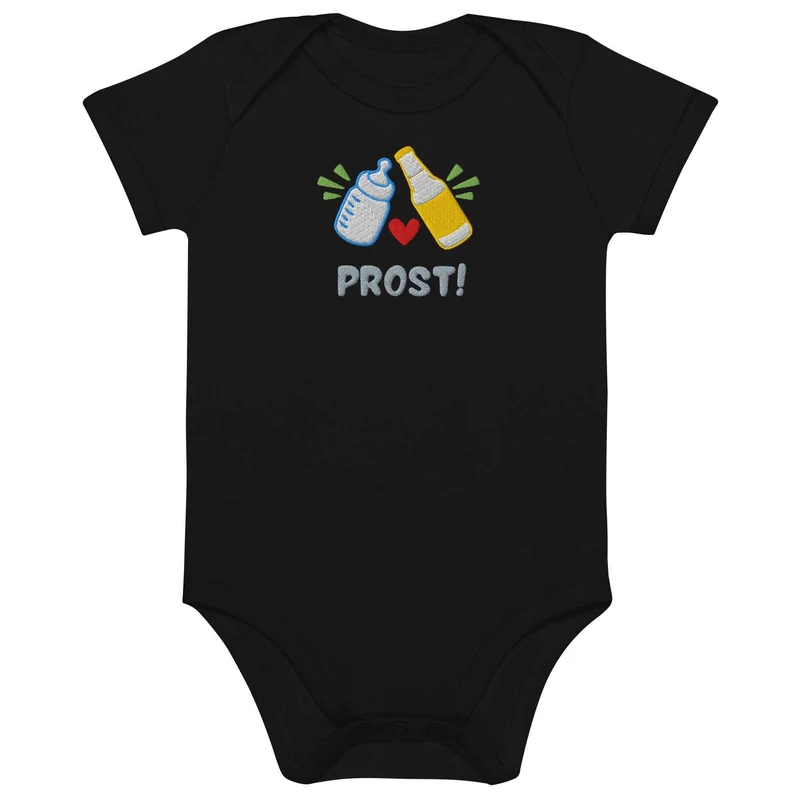 Baby Body mit Stick „Prost!“ – Bio Baumwolle – Geschenk für Bierliebhaber zum Papa-Werden