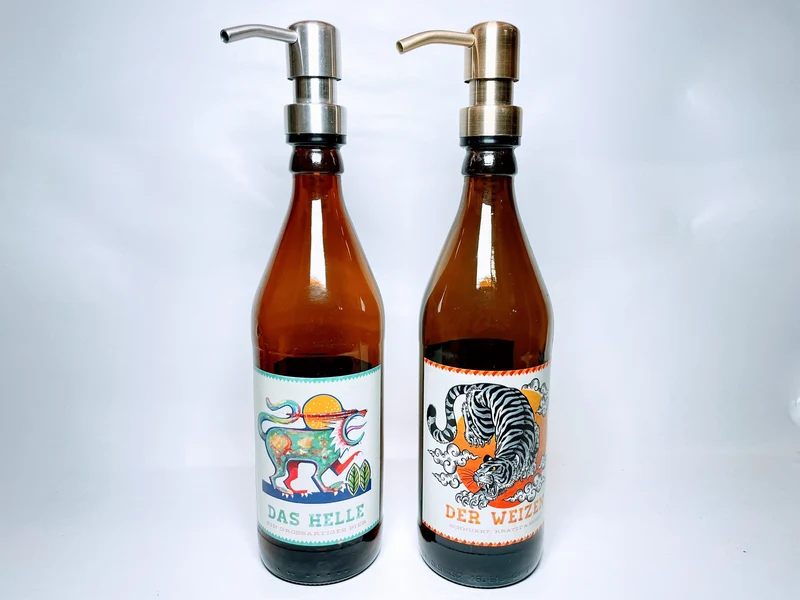 Crafbier-Seifenspender “Schaumkrone“ | Handgemachte & nachfüllbare Seifenspender aus Craftbeer-Flaschen | Upcycling Geschenk für Bier-Fans