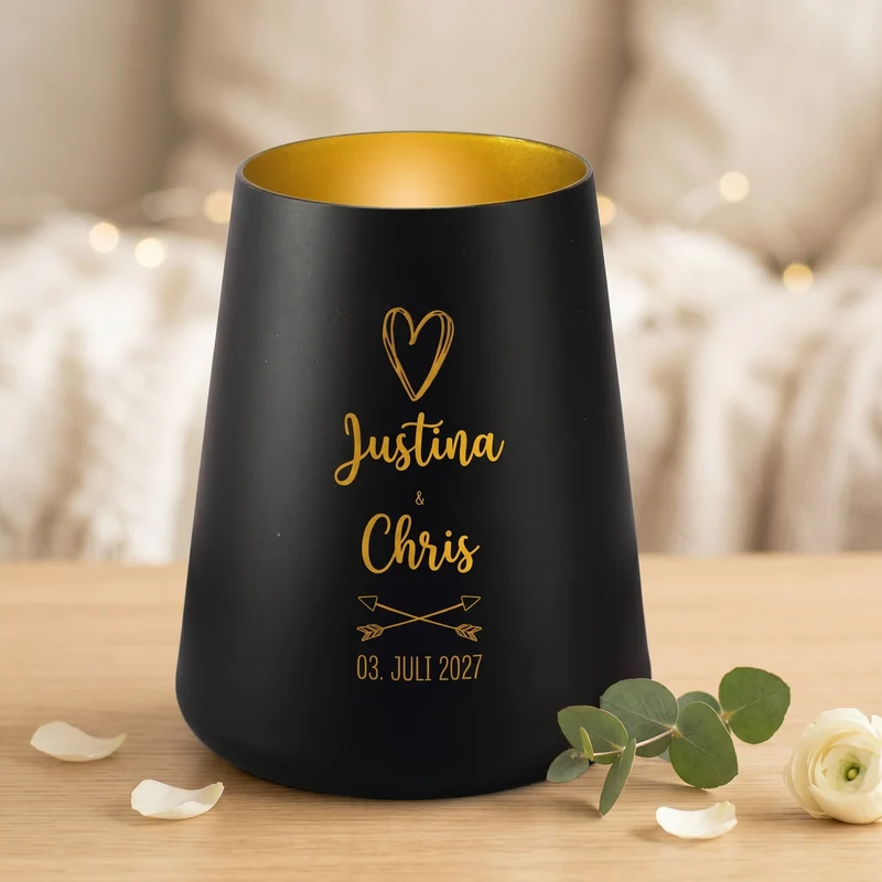 Windlicht zur Hochzeit personalisiert mit Namen & Datum | Deko Licht in Weiß oder Schwarz für Paare