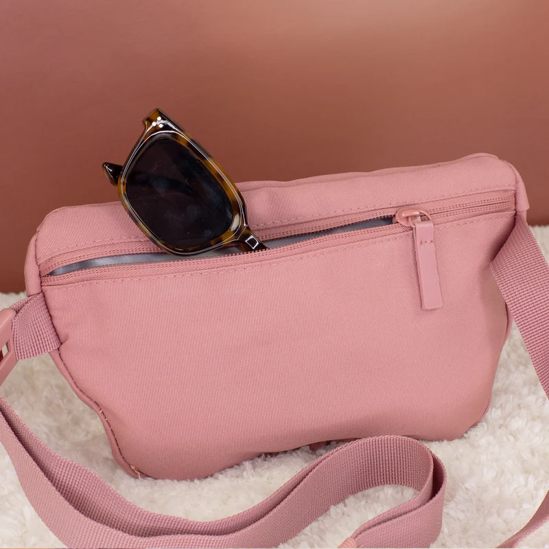 Bauchtasche personalisiert mit Name in Beige o. Rosa 'Dog Mom' | Gürteltasche für Hunde Mama & Frauen