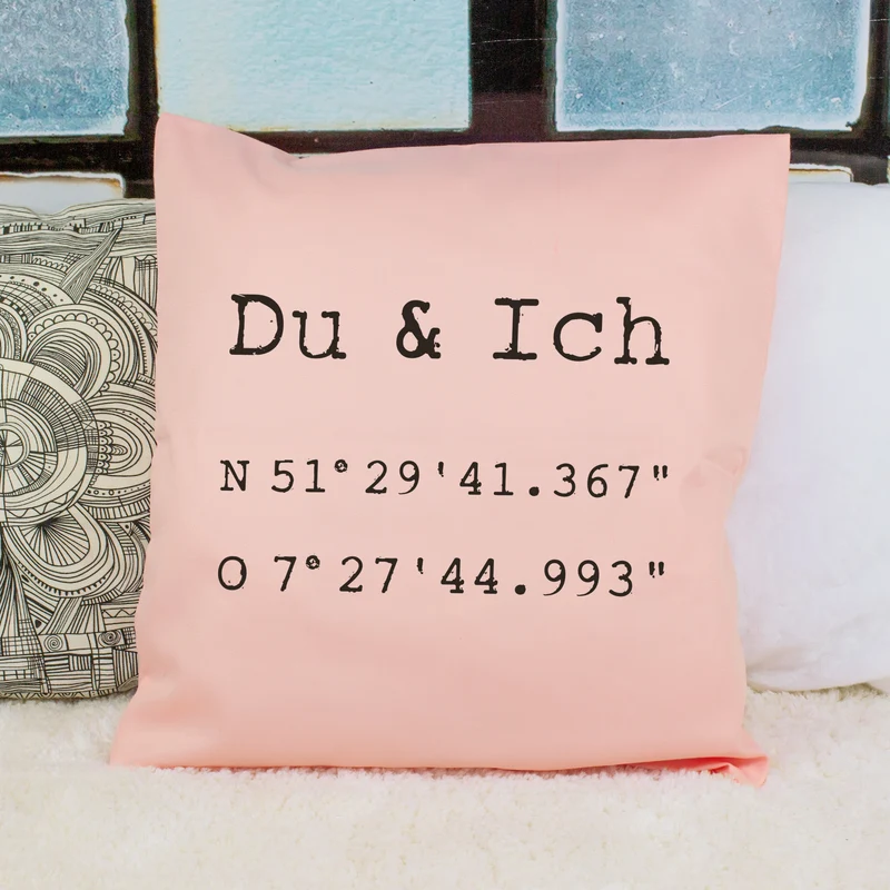 Kissen mit Koordinaten & Wunschtext personalisiert | Geschenk zum Hausbau & Einzug für Wohnung