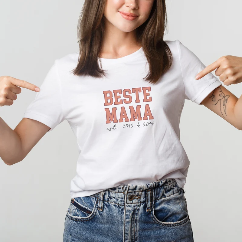Personalisiertes T-Shirt - Beste Mama - mit Jahreszahl in Weiß | Geschenk zum Muttertag & Geburtstag