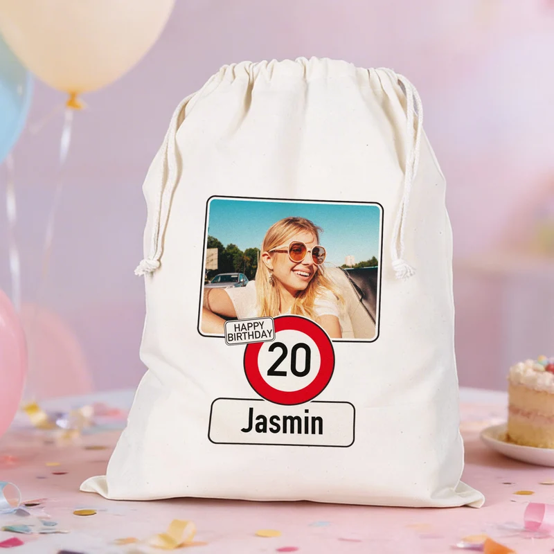 Geschenksack zum Geburtstag personalisiert mit Foto, Name & Alter | Verkehrszeichen Motiv