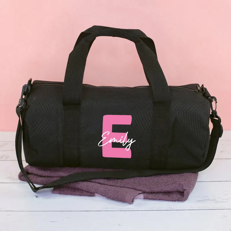 Sporttasche mit Name & Initiale personalisiert als Geschenk | Reisetasche für Freizeit & Sport