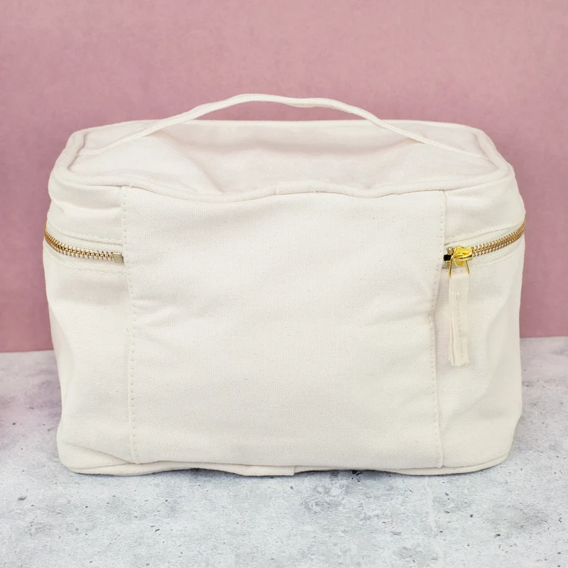 Kosmetiktasche personalisiert mit Name & Seerose | Kulturbeutel aus Baumwolle Geschenkidee