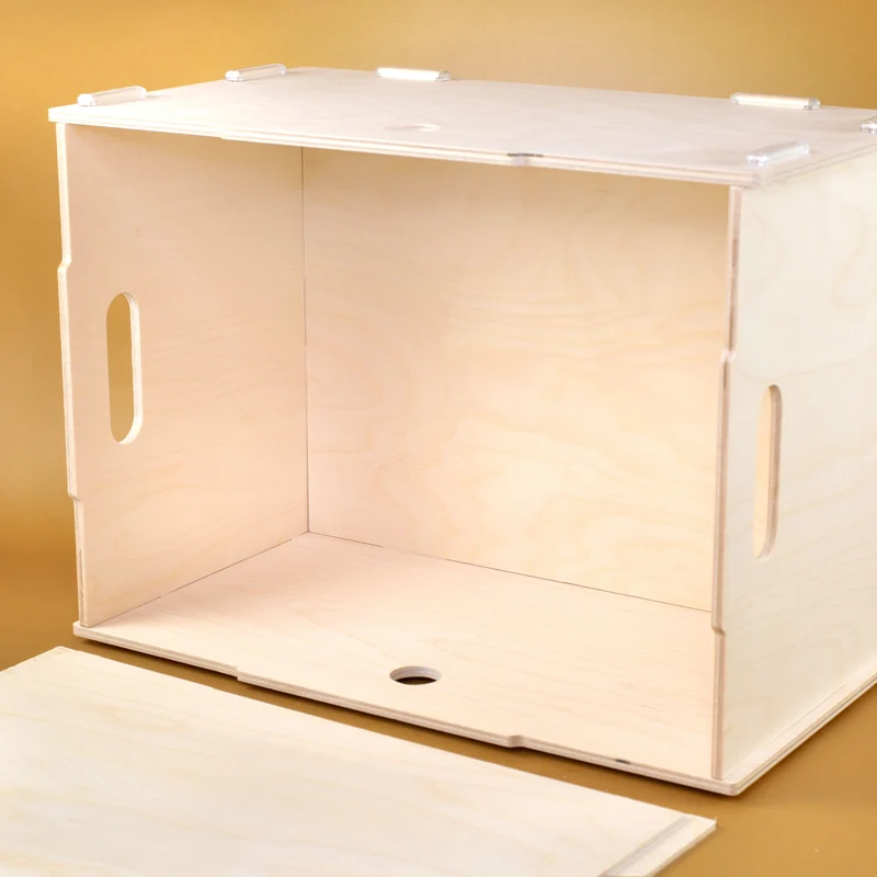 Personalisierbare Spielzeugkiste aus Holz mit Deckel | clipfritz® Aufbewahrungsbox stapelbar