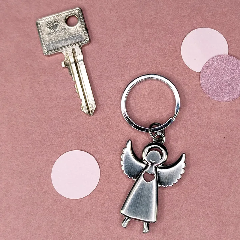 Metall-Schlüsselanhänger Schutzengel mit Herz und ausgebreiteten Flügeln