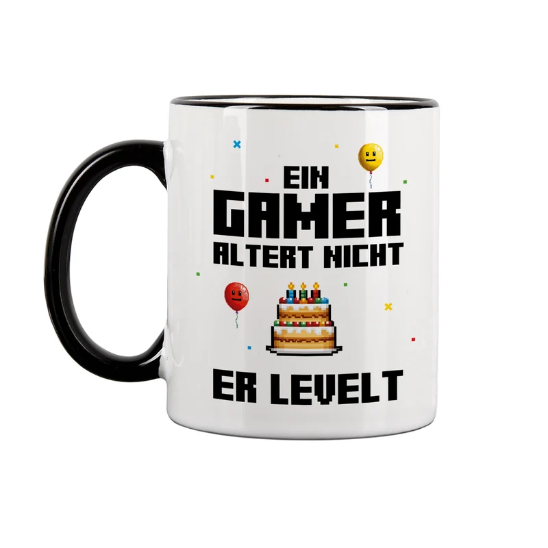 Tasse für Gamer zum Geburtstag mit Spruch 'Ein Gamer altert nicht er levelt' | 300 ml Keramiktasse