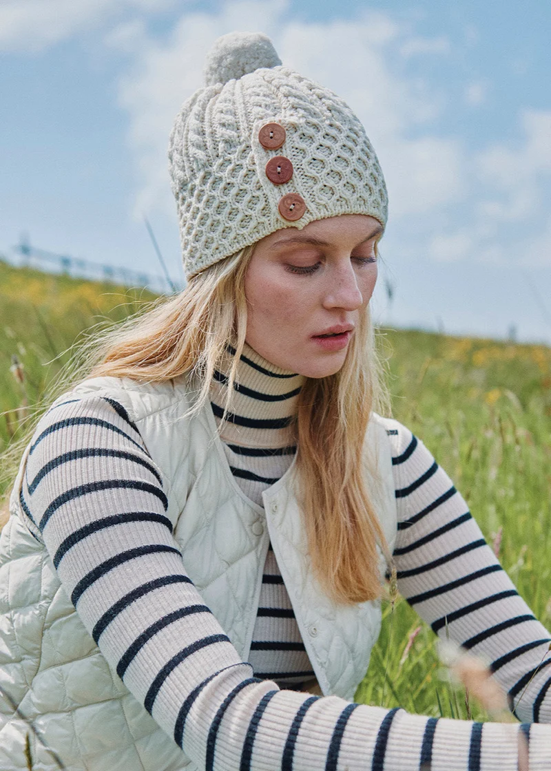 Aran Merino Wool Button Hat with Pom Pom - Natural