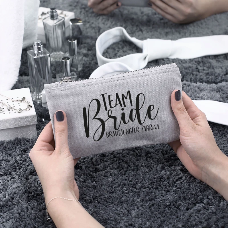 Beautycase mit Namensaufdruck | Team Bride | 5 Farben & Größenauswahl