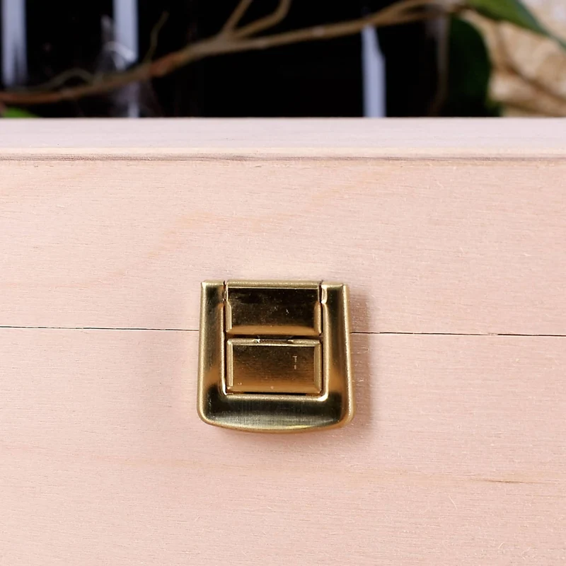 Geschenkverpackung zur Hochzeit - Holzbox mit Namen und Datum Rosenmotiv