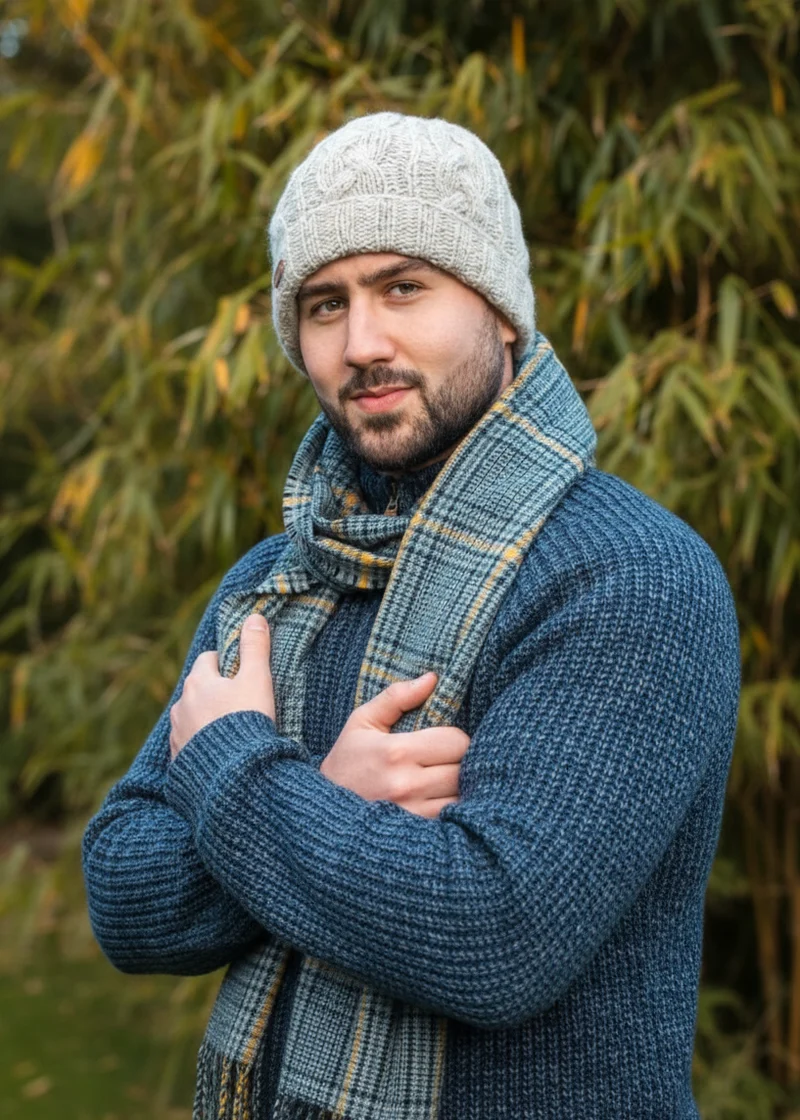 Erin Aran Cable Turnup Hat | Oatmeal Wool