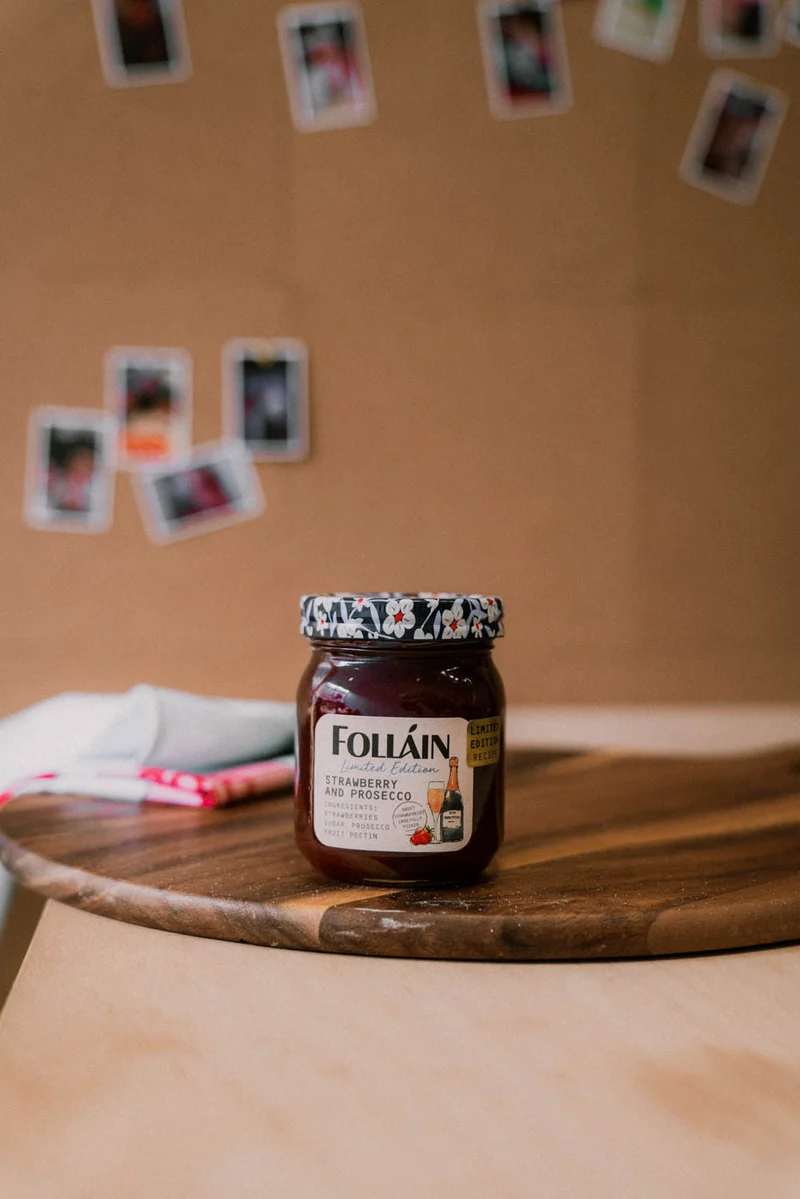 Strawberry & Prosecco Jam | Folláin