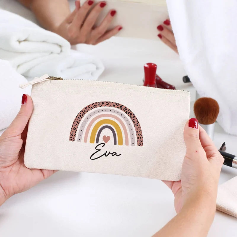 Kosmetiktasche mit Regenbogen-Motiv und Name, 2 Farben zur Auswahl