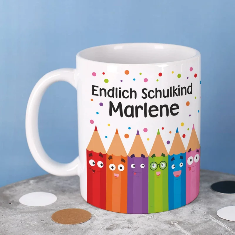 Endlich Schulkind Tasse mit lustigem Stiftemotiv und Namensaufdruck