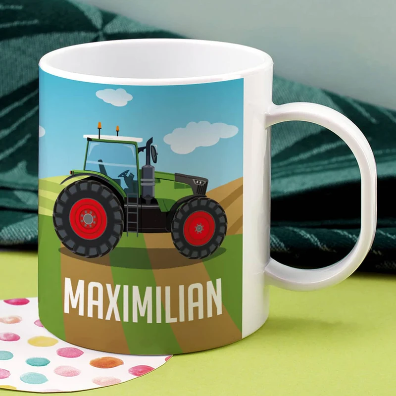 Bruchfeste Kindertasse mit grünem Traktor und Name