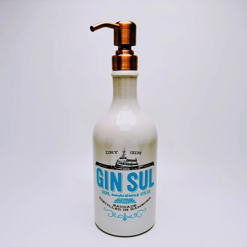 Gin Sul Seifenspender “Sul Spender” | Upcycling Pumpspender aus Gin Sul Flasche | Nachfüllbar | Deko Bad Geschenk Hamburg | 500ml - H:27cm