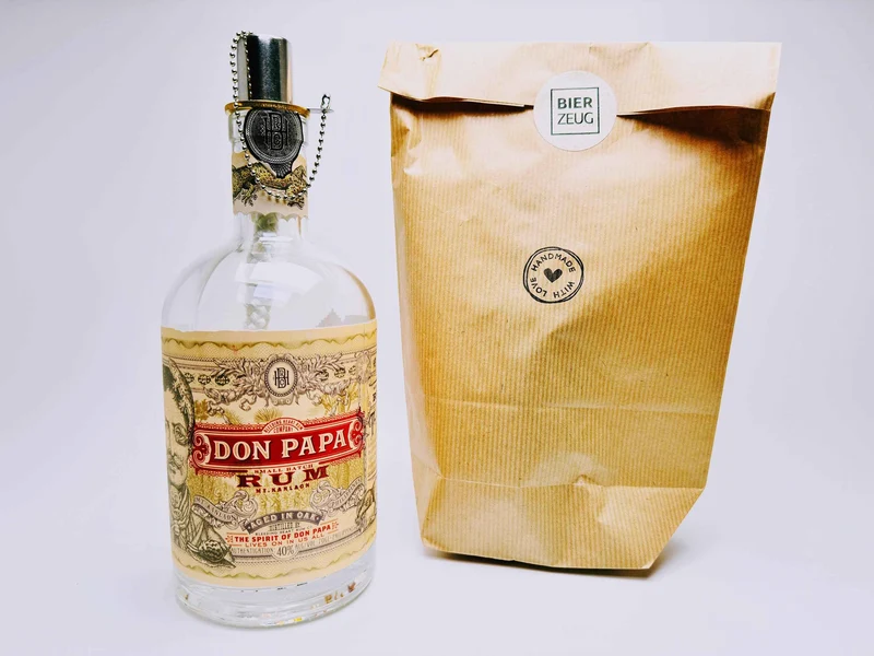 Rum-Öllampe ”Don Papa” | Handgemachte Öllampe aus Don Papa-Flaschen | Upcycling | Handgemacht | Individuell | Geschenk | Deko | H:25cm