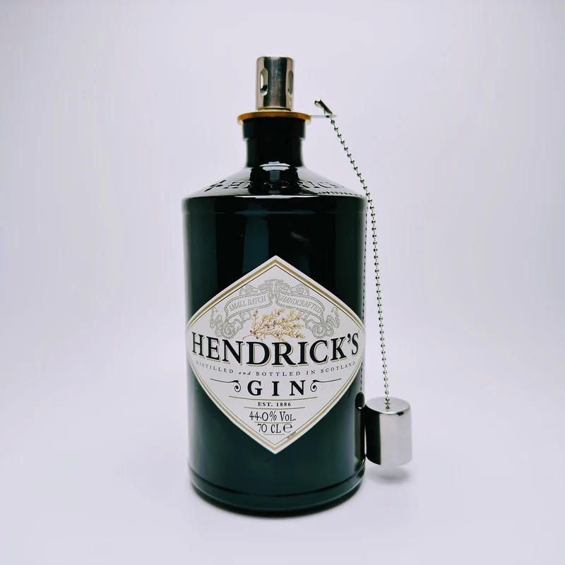 Gin Öllampe “Hendricks“ | Handgefertigte Öllampe aus Hendricks Gin Flaschen | Upcycling Deko | Einzigartiges Geschenk für Gin-Liebhaber