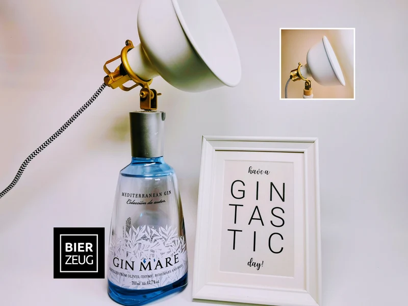 Gin Mare Vintage-Lampe | Handgemachte Upcycling Tischlampe aus Gin Mare | Einzigartige Geschenkidee | Deko-Licht | Upcycling Leuchte