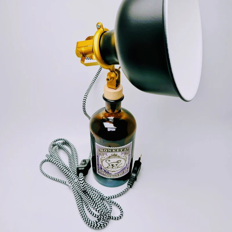 Monkey47 Gin Vintage-Lampe | Handgemachte Upcycling Tischlampe aus Monkey 47 Gin | Einzigartige Geschenkidee | Deko-Licht | Upcycling