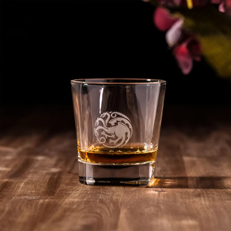 Game of Thrones - Karaffe mit Stopfen und Gläser-Set