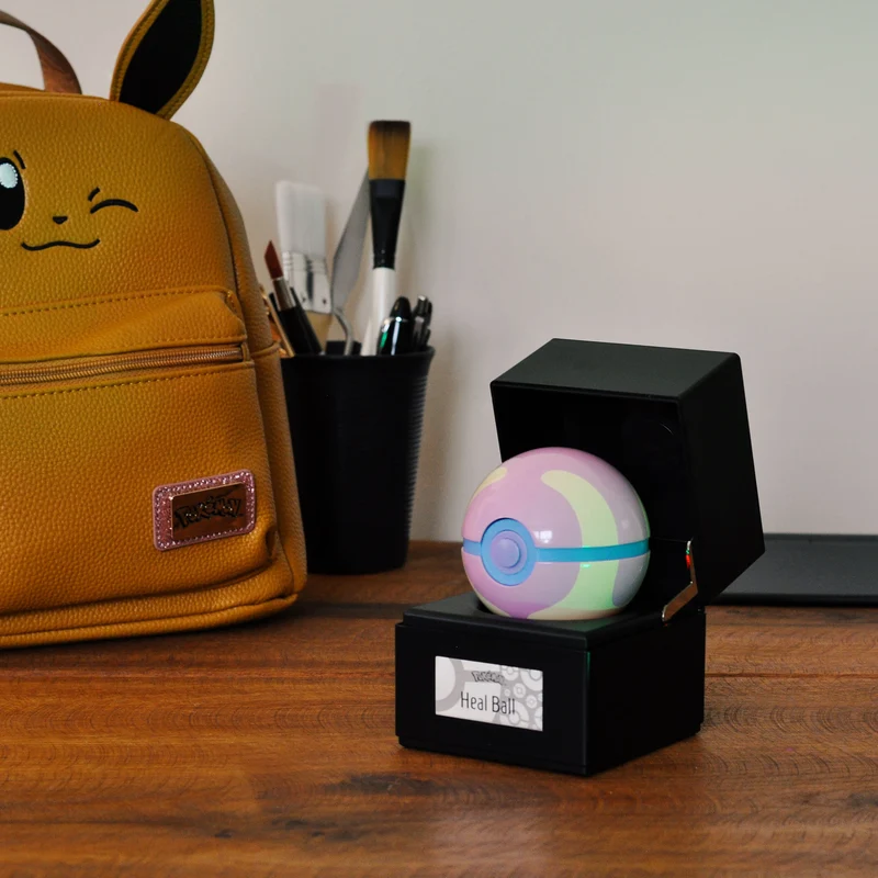 Pokemon - Heilball Replik mit Licht