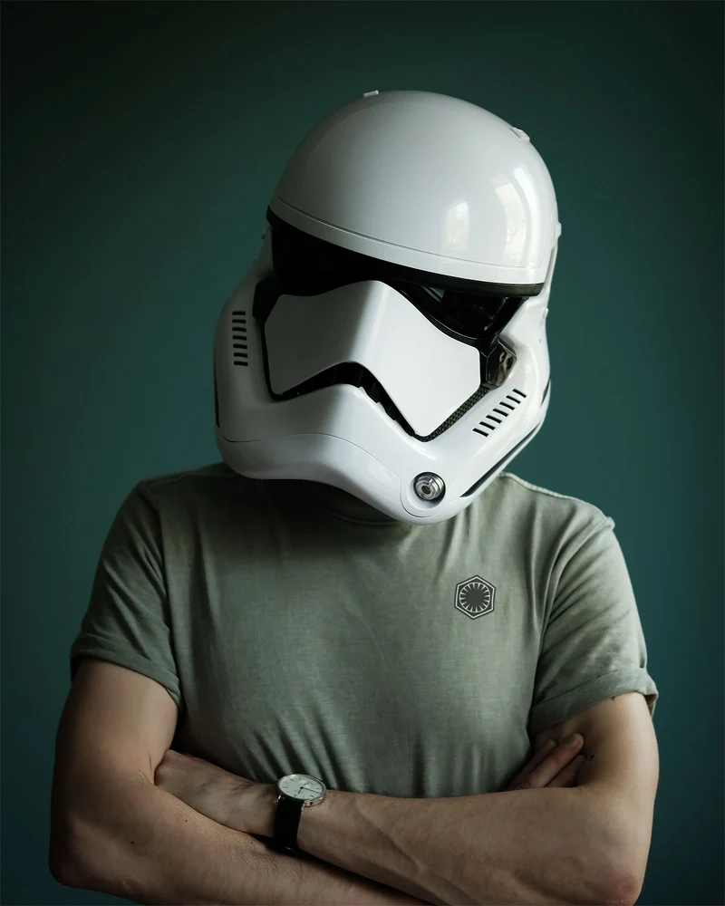 First Order Stormtrooper Helm Replik mit Stimmenverzerrer - Star Wars