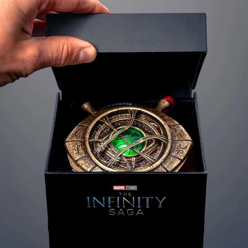 Doctor Strange - Das Auge von Agamotto Kette mit Leuchteffekt
