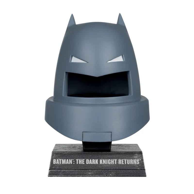 Batman DC Direct Mini-Replik 1/3 Gepanzerte Batman Maske (Dark Knight Returns) 18 cm