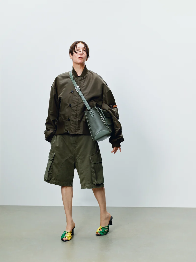 WOMENS OVERSIZED TIPPED HEM BOMBER JACKET IN MILITARY GREEN