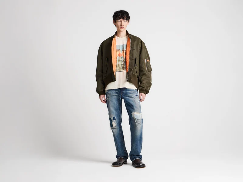 MENS OVERSIZED TIPPED HEM BOMBER JACKET IN MILITARY GREEN