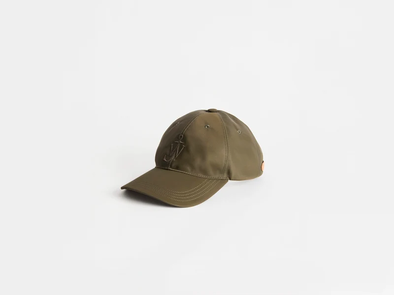 BASEBALL CAP IN MILITARY GREEN