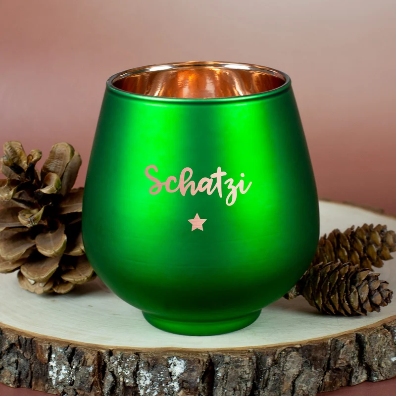 Personalisiertes Windlicht zu Weihnachten graviert mit Name & Sternmotiv in Rot oder Grün