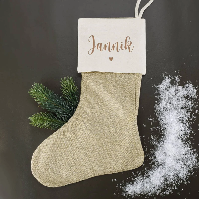 Bedruckte Weihnachtssocke mit Name und Herzchen
