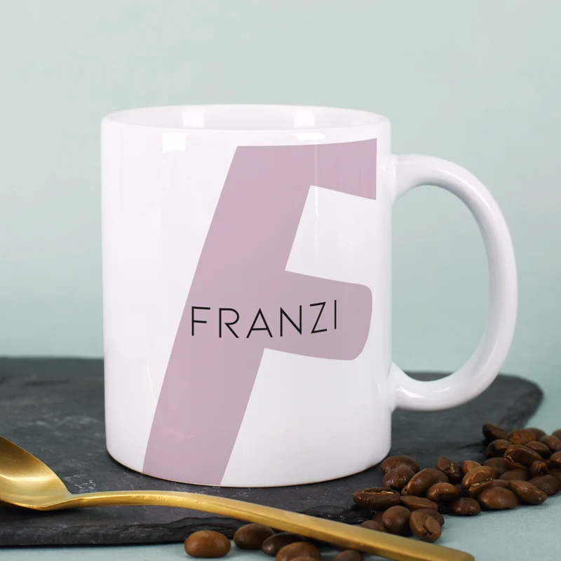 Moderne Keramiktasse - Monogramm - in verschiedenen Farben