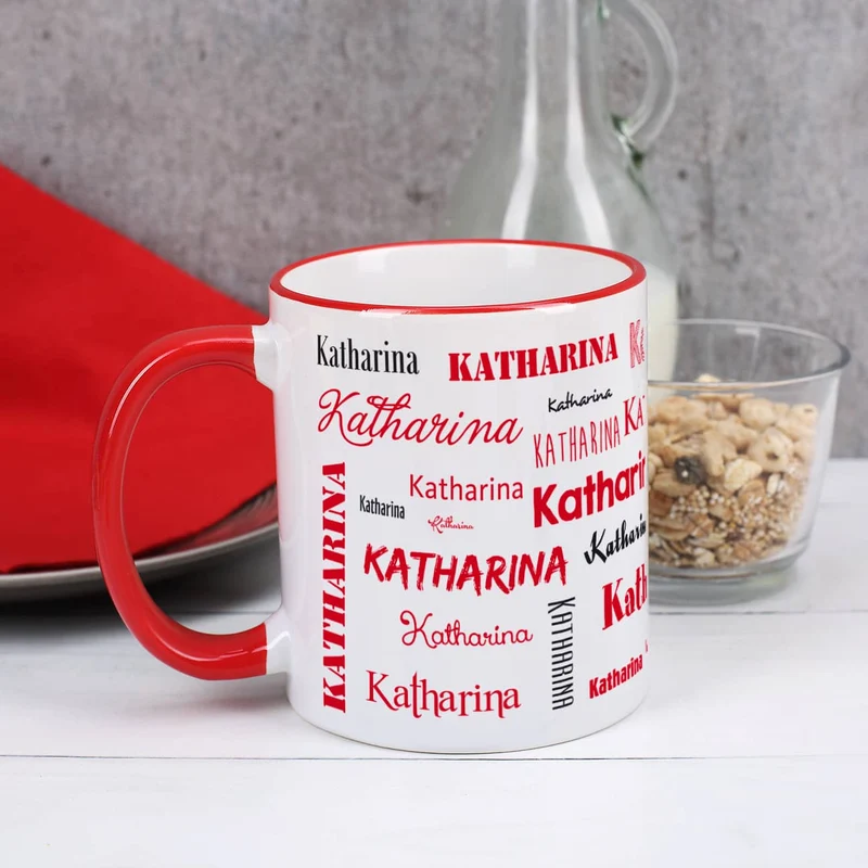 Tasse mit Ihrem Namen in verschiedenen Schriftarten und Farben