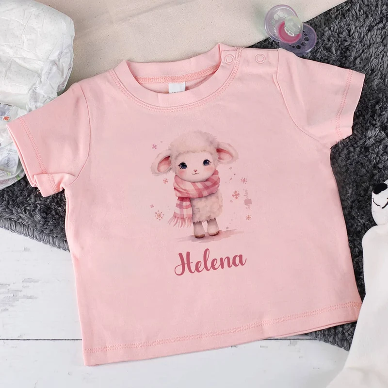 Babyshirt in Rosa mit Schäfchen und Wunschtext